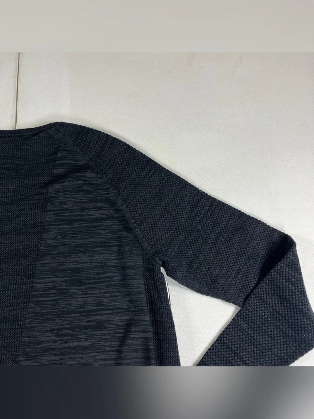 Nike Tech Knit Crew Sweatshirt Black White Training Gym Pockets Women’s L